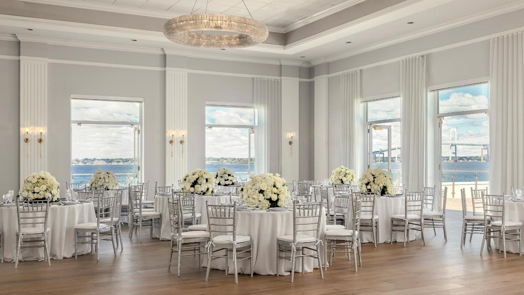 Newport Harbor Island Resort Εξωτερικό φωτογραφία